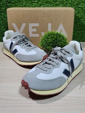 VEJA Rio Branco Alveomesh Sneakers - Gravel Nautico US Men's 10 NEW